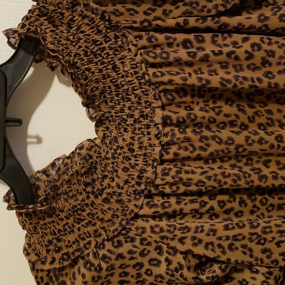Leopard and Ruffles - Picture 3 of 3